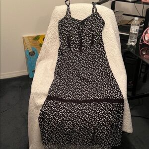 Hollister black smocked midi dress w/ floral design, corset design in Large